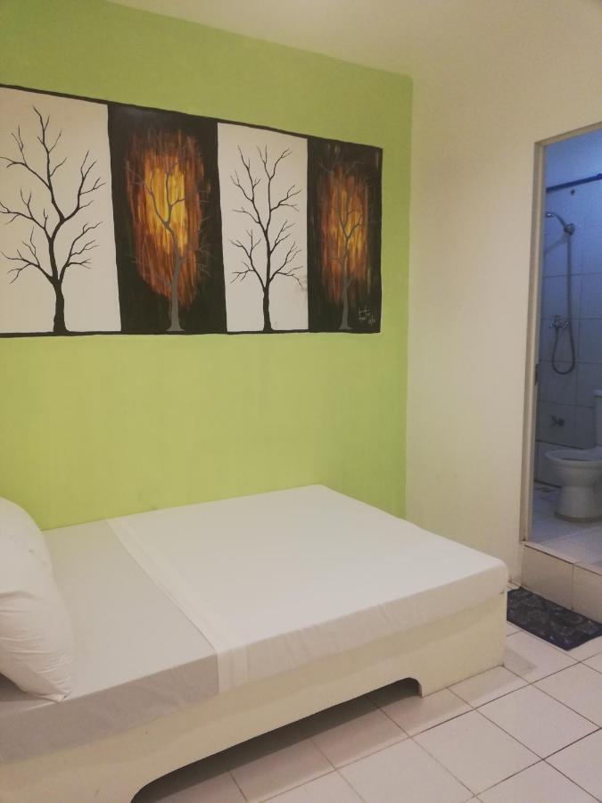 Dormitels.Ph Ermita Hostel Manila Ngoại thất bức ảnh